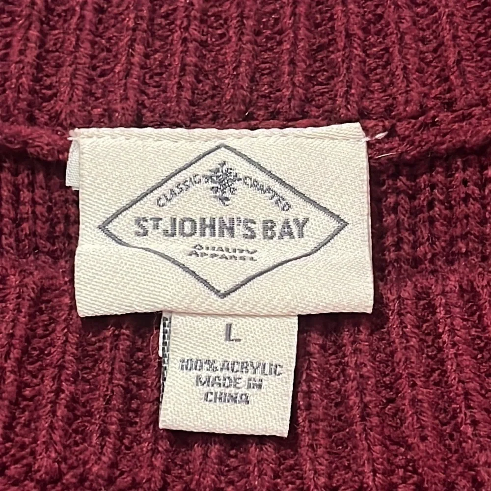 St.John's Bay Women’s Burgundy Deep Ruby Knit Sweater Size L‎